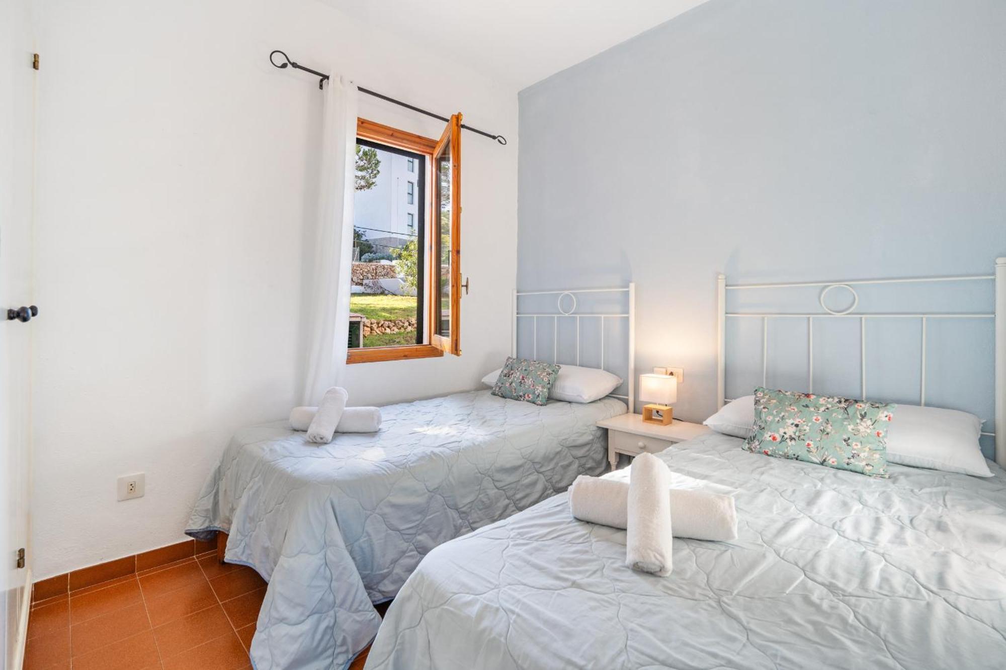 Apartamento La Brisa Arenal d'en Castell Bagian luar foto